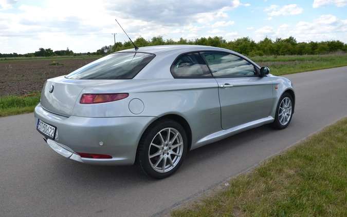 Alfa Romeo GT cena 9000 przebieg: 220000, rok produkcji 2004 z Pieńsk małe 667